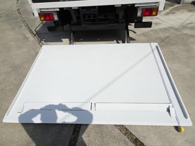 マツダタイタン平ボディ小型（2t・3t）[写真03]