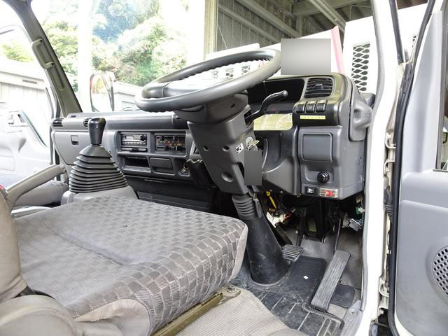 マツダタイタン平ボディ小型（2t・3t）[写真31]