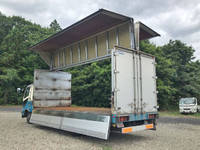 三菱ふそうファイターアルミウイング中型（4t）[写真04]