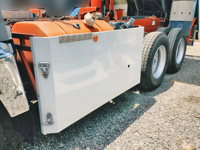 三菱ふそうスーパーグレートダンプ大型（10t）[写真16]