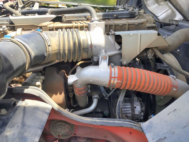 三菱ふそうスーパーグレートダンプ大型（10t）[写真22]