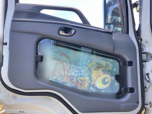 三菱ふそうスーパーグレートダンプ大型（10t）[写真25]
