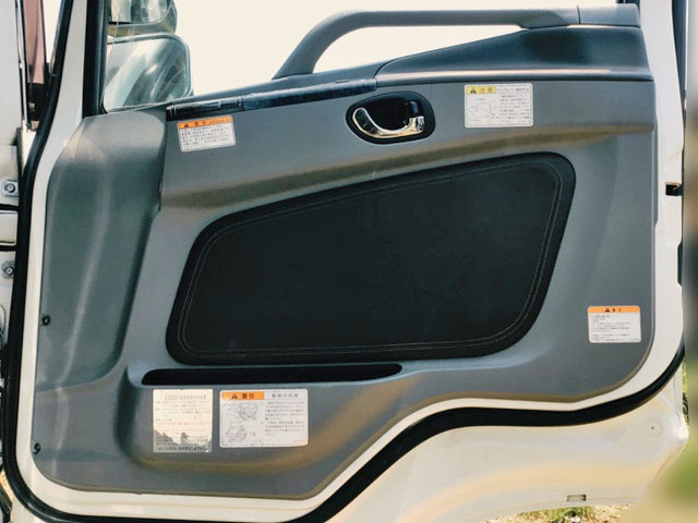 三菱ふそうスーパーグレートダンプ大型（10t）[写真26]