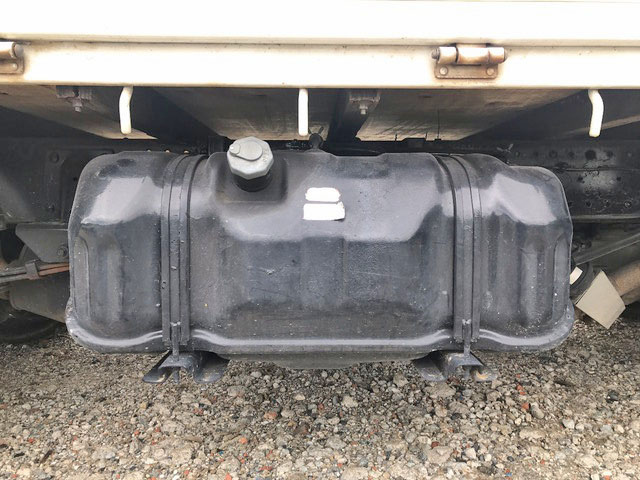 いすゞエルフ平ボディ小型（2t・3t）[写真18]