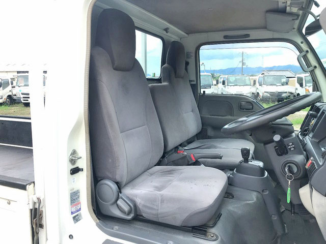 いすゞエルフ平ボディ小型（2t・3t）[写真31]