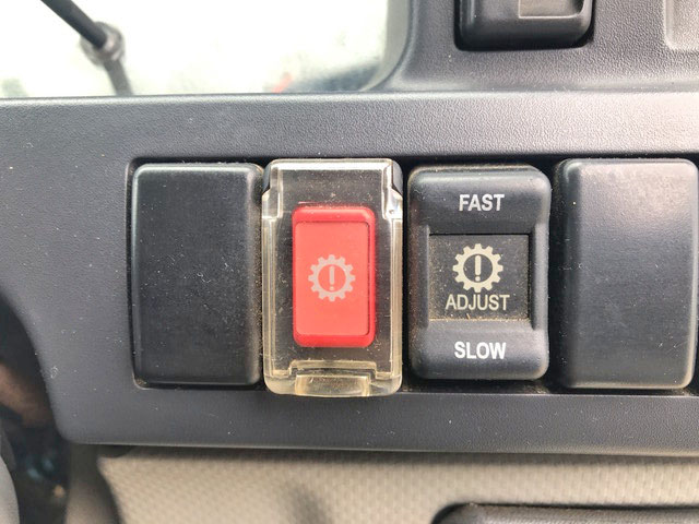 いすゞエルフ平ボディ小型（2t・3t）[写真36]