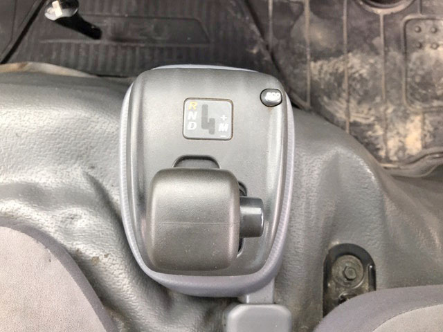 いすゞエルフ平ボディ小型（2t・3t）[写真38]