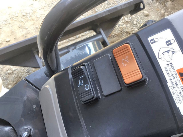 コマツユンボ（バックホー）[写真10]