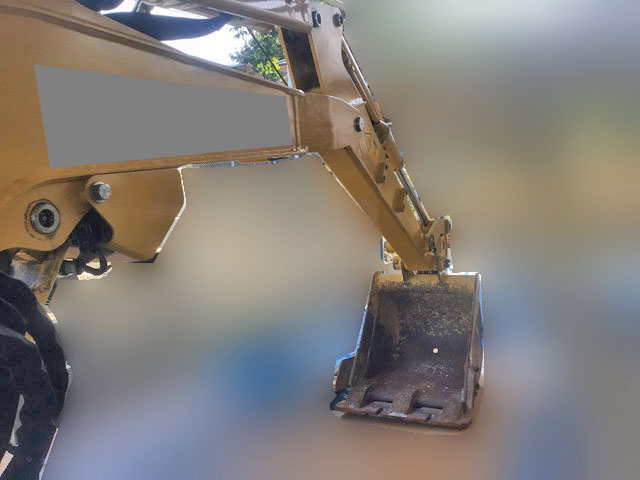 コマツユンボ（バックホー）[写真02]