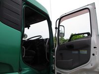 UDトラックスクオンアルミブロック大型（10t）[写真19]