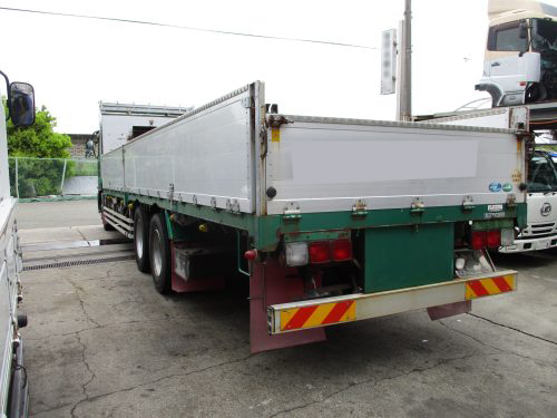 UDトラックスクオンアルミブロック大型（10t）[写真04]