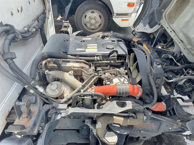 いすゞエルフ冷凍車（冷蔵車）小型（2t・3t）[写真24]