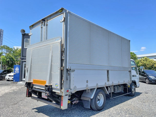 日産アトラスアルミウイング小型（2t・3t）[写真02]