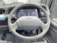 日産アトラスアルミウイング小型（2t・3t）[写真35]