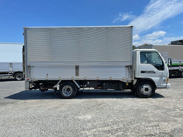 日産アトラスアルミウイング小型（2t・3t）[写真06]