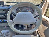 トヨタダイナ冷凍車（冷蔵車）小型（2t・3t）[写真26]