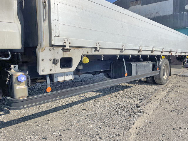 UDトラックスコンドルアルミブロック中型（4t）[写真16]