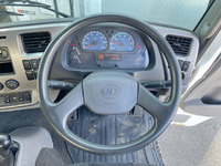 UDトラックスコンドルアルミブロック中型（4t）[写真34]