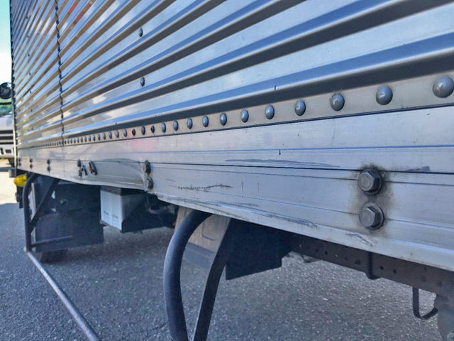 マツダタイタンアルミバン小型（2t・3t）[写真11]