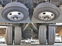 マツダタイタンアルミバン小型（2t・3t）[写真18]