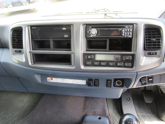 日野レンジャーアルミブロック増トン（6t・8t）[写真19]