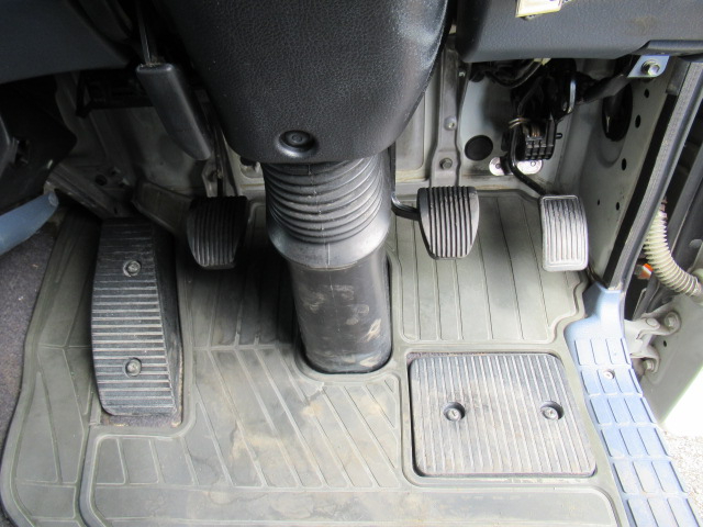 日野レンジャーアルミブロック増トン（6t・8t）[写真29]