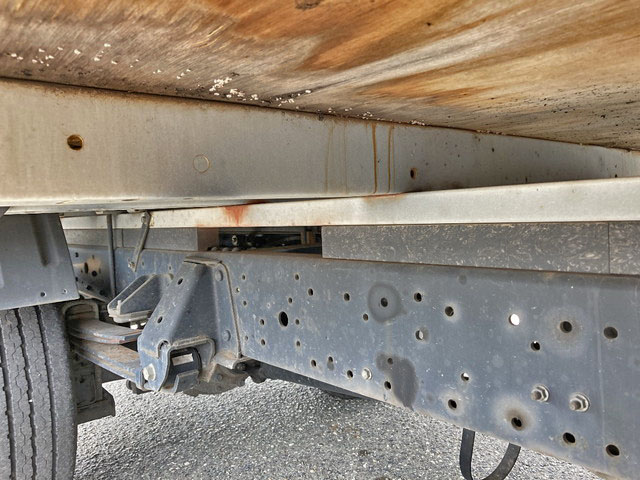 日野デュトロ平ボディ小型（2t・3t）[写真17]