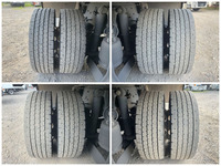 いすゞギガアルミウイング大型（10t）[写真20]