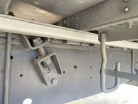 いすゞギガアルミウイング大型（10t）[写真21]