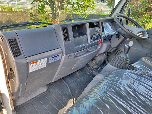 いすゞエルフダンプ小型（2t・3t）[写真28]