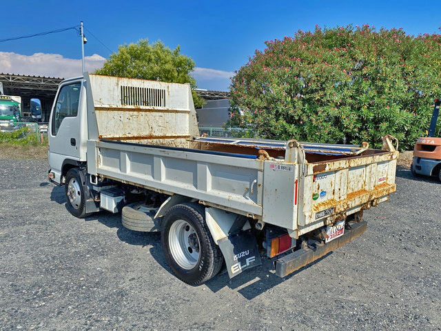 いすゞエルフダンプ小型（2t・3t）[写真04]
