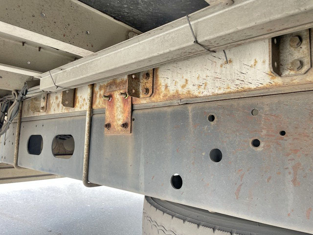 UDトラックスコンドルアルミウイング中型（4t）[写真25]