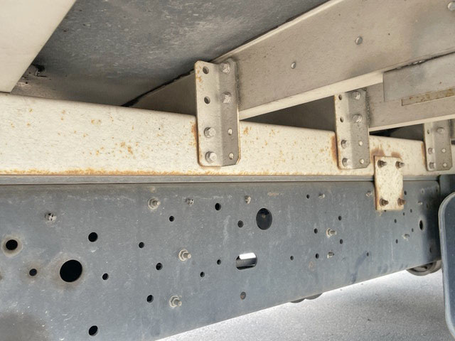 UDトラックスコンドルアルミウイング中型（4t）[写真27]