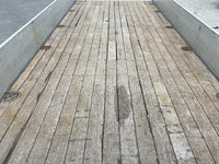 UDトラックスコンドルクレーン5段増トン（6t・8t）[写真15]