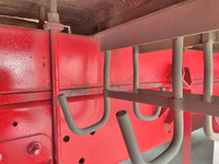 UDトラックスコンドルクレーン5段増トン（6t・8t）[写真23]