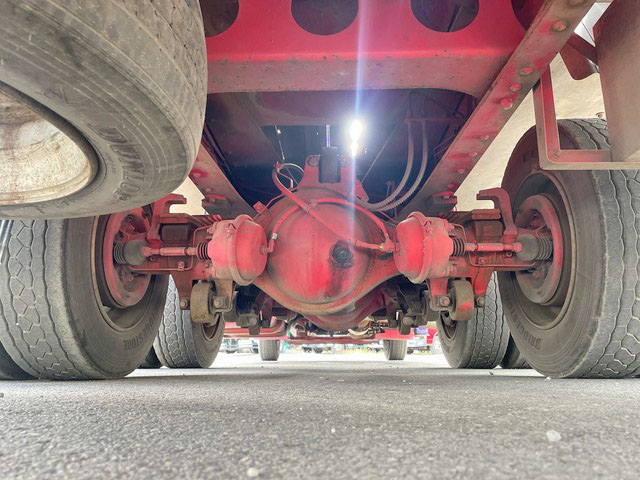 UDトラックスコンドルクレーン5段増トン（6t・8t）[写真25]