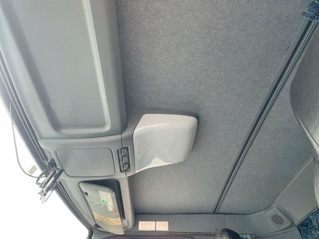 UDトラックスコンドルクレーン5段増トン（6t・8t）[写真32]