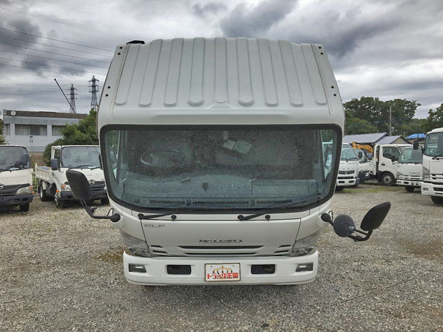 いすゞエルフアルミバン小型（2t・3t）[写真10]