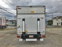 いすゞエルフアルミバン小型（2t・3t）[写真11]