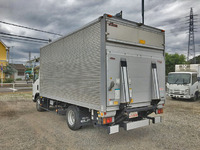 いすゞエルフアルミバン小型（2t・3t）[写真05]