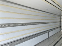 三菱ふそうスーパーグレート冷蔵冷凍ウイング大型（10t）[写真12]