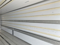 三菱ふそうスーパーグレート冷蔵冷凍ウイング大型（10t）[写真13]