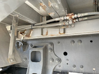 三菱ふそうスーパーグレート冷蔵冷凍ウイング大型（10t）[写真25]