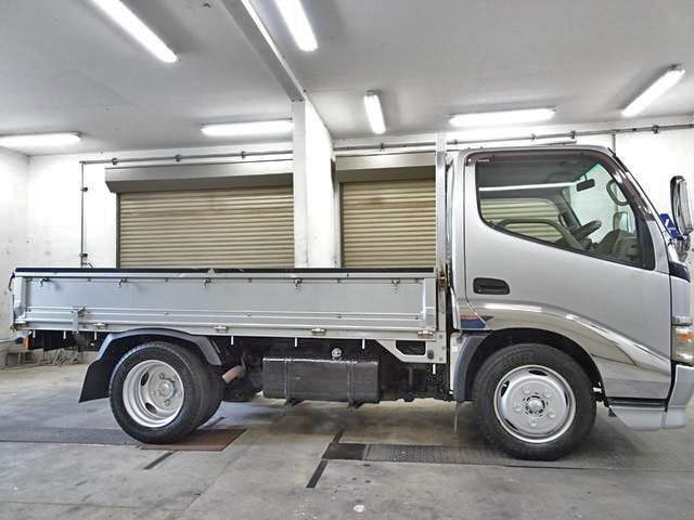 トヨタダイナ平ボディ小型（2t・3t）[写真02]