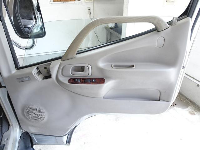 トヨタダイナ平ボディ小型（2t・3t）[写真30]