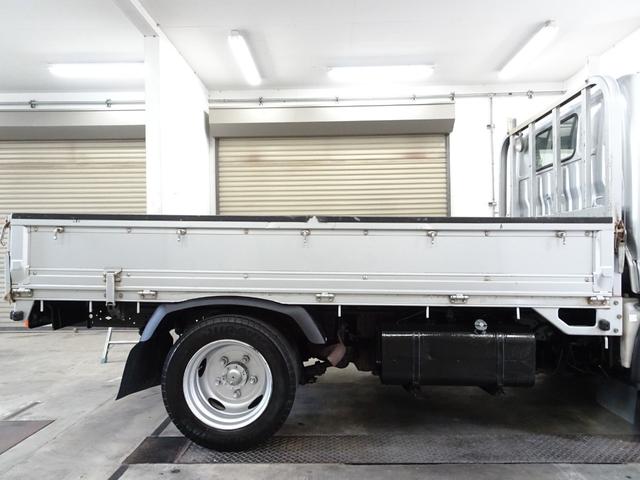 トヨタダイナ平ボディ小型（2t・3t）[写真06]