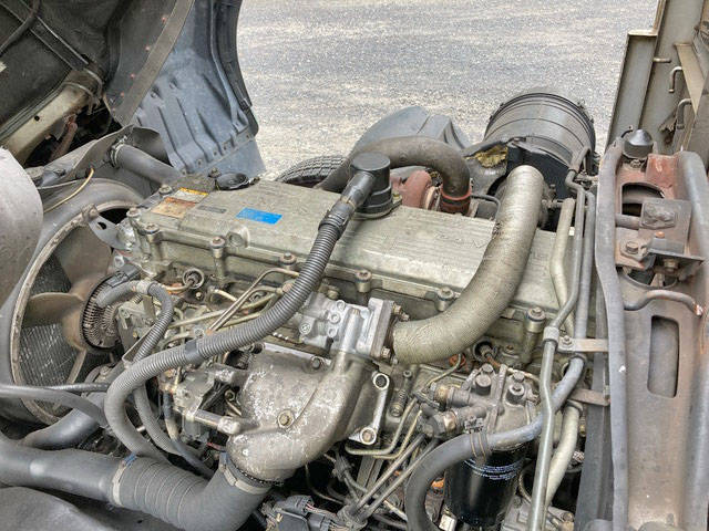 三菱ふそうファイターアルミブロック中型（4t）[写真24]