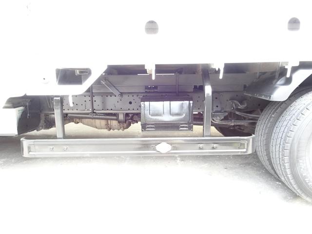 いすゞエルフダブルキャブ（Wキャブ）小型（2t・3t）[写真10]