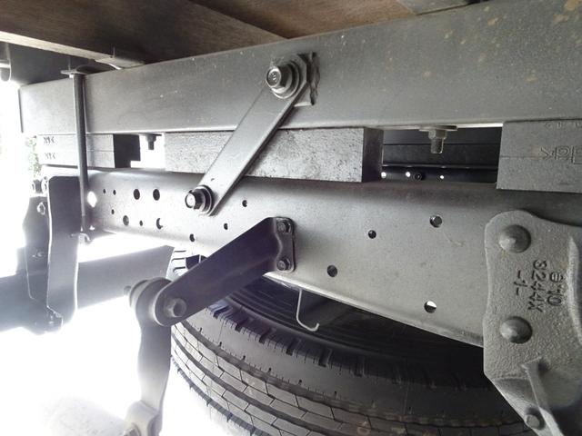 いすゞエルフダブルキャブ（Wキャブ）小型（2t・3t）[写真14]