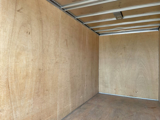 日産アトラスアルミバン小型（2t・3t）[写真12]